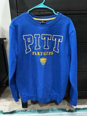 Colosseum Blue Pitt Panthers Crewneck Sweatshirt with Yellow Accents